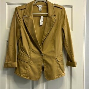 NWT White House Black Market Women's Tan Blazer Jacket size 12, great piece